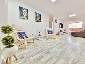 Część wypoczynkowa w obiekcie CristianPlaya Attic
