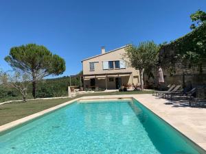 Photo de la galerie de l'établissement Maison d’architecte, vue sublime sur Uzès, à Uzès