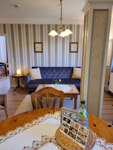 Zona d'estar a Im alten Rathaus