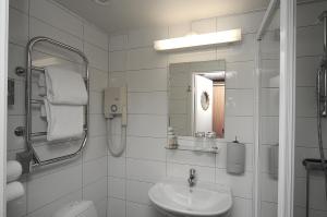 Koupelna v ubytování Hotell City
