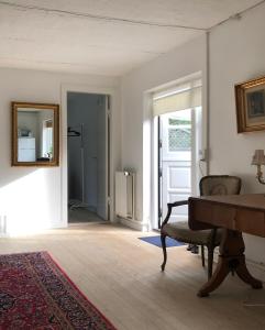 Fotografie z fotogalerie ubytování AppleFlower Farm retro apartment v destinaci Lillerød
