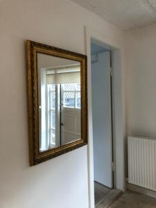 Fotografie z fotogalerie ubytování AppleFlower Farm retro apartment v destinaci Lillerød