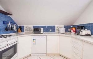 Fotografie z fotogalerie ubytování Apartment in Superska Draga - Insel Rab 42281 v destinaci Supetarska Draga