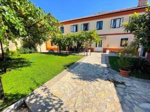 Zahrada ubytování Holiday home in Drivenik 42242