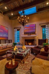 Gallery image of La Posada De Santa Fe, a Tribute Portfolio Resort & Spa in Santa Fe