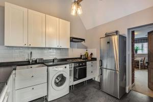 Dapur atau dapur kecil di Pheasant Cottage