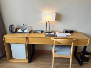 Příslušenství pro přípravu čaje a kávy v ubytování 2000 Hotel Downtown Kigali