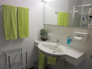 Koupelna v ubytování Hotel Jardin Bern