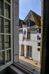 Galeriebild der Unterkunft Logis Hôtel le Commerce in Navarrenx