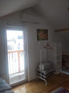 Μια τηλεόραση ή/και κέντρο ψυχαγωγίας στο Apartman Čivović