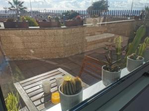 Balkón nebo terasa v ubytování Panoramic sea view apartment
