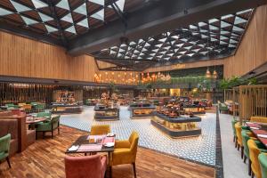 Radisson Blu Kaushambi Delhi NCR的休息区