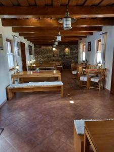 Fotografia z galérie ubytovania Blum Pince - Borozó Vendégház v destinácii Villány