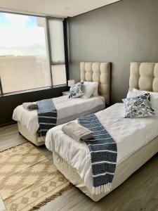 Gallery image of Umhlanga Arch 703 Sea View self-catering in Durban