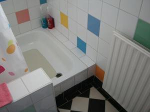 Afbeelding uit fotogalerij van B&B Hotel California in Wichmond +8 foto's