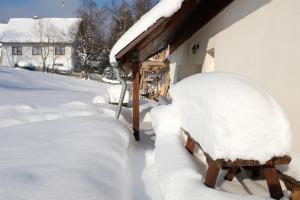 Starý dom durante o inverno