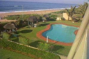 Gallery image of Inyoni Rocks Cabanas No 40 in Amanzimtoti