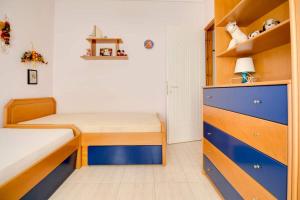 Kép 3 Bedrooms cozy Villa- 150m from the beach! szállásáról Pefkohóriban a galériában