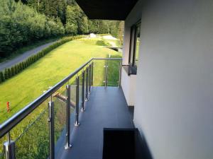 Balkon lub taras w obiekcie Kurort Kozubnik Apartament 33 Wellness &SPA