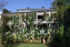 Gallery image of Surin villa in Surin Beach