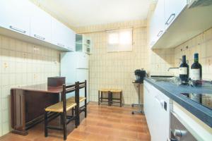 Kuchnia lub aneks kuchenny w obiekcie Casa El Trinquete