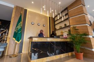 Photo de la galerie de l'établissement أحلى الأيام للوحدات الفندقية-محايل عسير, à Muhayil