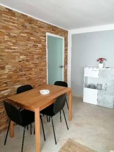Fotografie z fotogalerie ubytování Relax-Apartment mit Sauna v destinaci Klagenfurt
