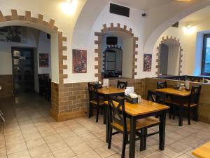 Restaurace v ubytování Restaurant Motel Hana Barbara Gastro sro