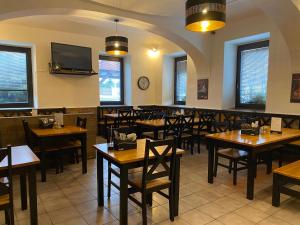 Restaurace v ubytování Restaurant Motel Hana Barbara Gastro sro