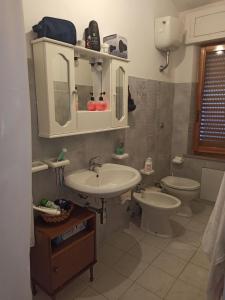 Ένα μπάνιο στο CASA SIAS +33 φωτογραφίες