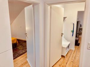 Ein Badezimmer in der Unterkunft Rheingau Quartier