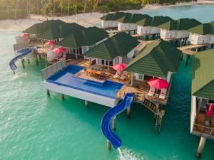 Bazén v ubytování Siyam World Maldives - 24-Hour Premium All-inclusive with Free Transfer nebo v jeho okolí