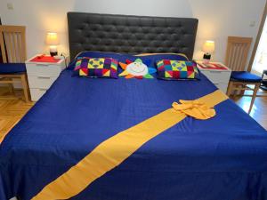 Posteľ alebo postele v izbe v ubytovaní Apartment ELENA 40 m2 with beautiful wide sea views 3 stars