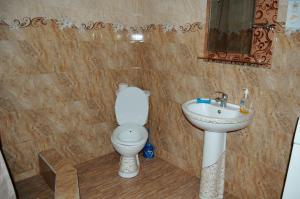 A bathroom at Excellent Hostel Kutaisi