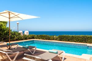 Bazén v ubytování Villa Menorca Sirio by Mauter Villas nebo v jeho okolí