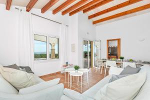 Posezení v ubytování Villa Menorca Sirio by Mauter Villas