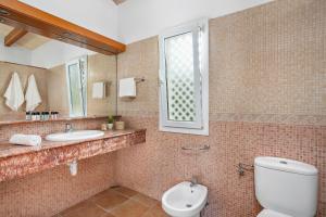 Koupelna v ubytování Villa Menorca Sirio by Mauter Villas + 24 fotografií