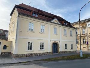 Budova, v ktorej sa apartmán nachádza