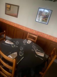 Billede fra billedgalleriet på hôtel du commerce i Joncy