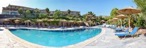 Bazén v ubytovaní Viva Mare Hotel & Spa alebo v jeho blízkosti
