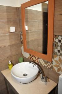 Gallery image of GUESTHOUSE BLOUTSOS ROOMS in Kastraki