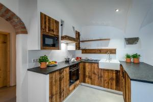 Una cocina o zona de cocina en Wastleicherhof