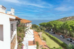 Imagen de la galería de Club Hotel Cormorano, en Baja Sardinia