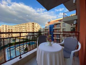 Balkón nebo terasa v ubytování ANITA A 25 Apartment Pool View SUNNY BEACH