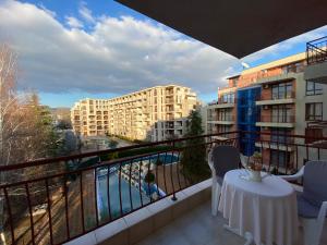Balkón nebo terasa v ubytování ANITA A 25 Apartment Pool View SUNNY BEACH