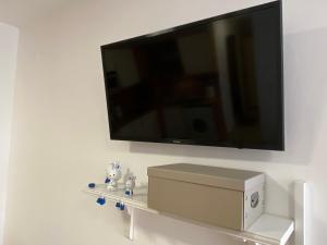 TV a/nebo společenská místnost v ubytování ANITA A 25 Apartment Pool View SUNNY BEACH
