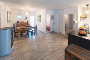 Gallery image of La Cotinette in La Cotinière +8 photos