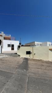 The building in which the holiday home is located