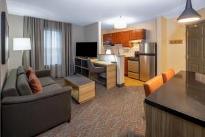 Imagen de la galería de Candlewood Suites - Boston North Shore - Danvers, an IHG Hotel, en Danvers