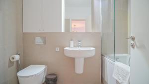 Et badeværelse på HVA Premium Apartments